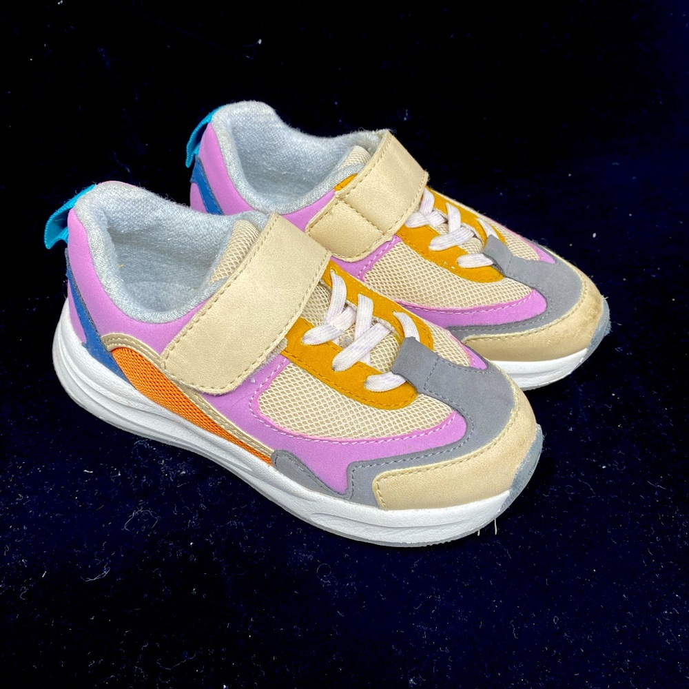 Toddler Zara sneakers; Size 10, Used, Some scratches on left foot.